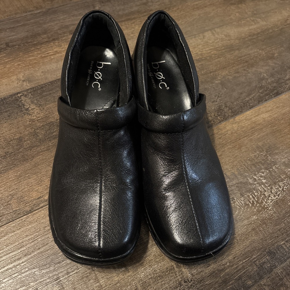 Born Concept Clogs Women's 9.5 Black Leather Shoes Comfort Slip Ons